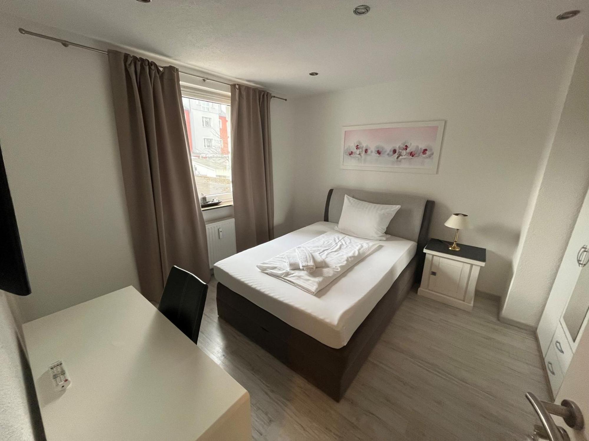 Pension Donau Hannover Exterior photo